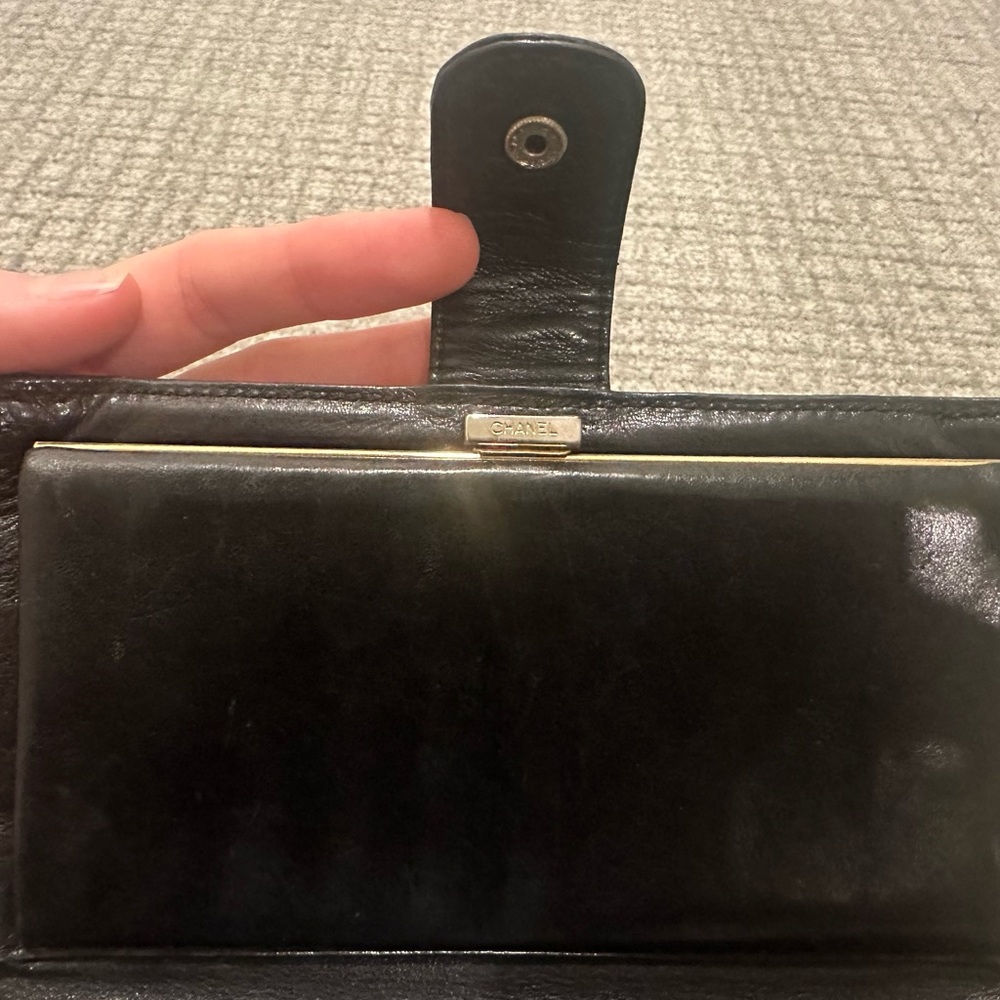 Vintage Chanel CC Timeless Caviar French Wallet - Picture 7 of 11